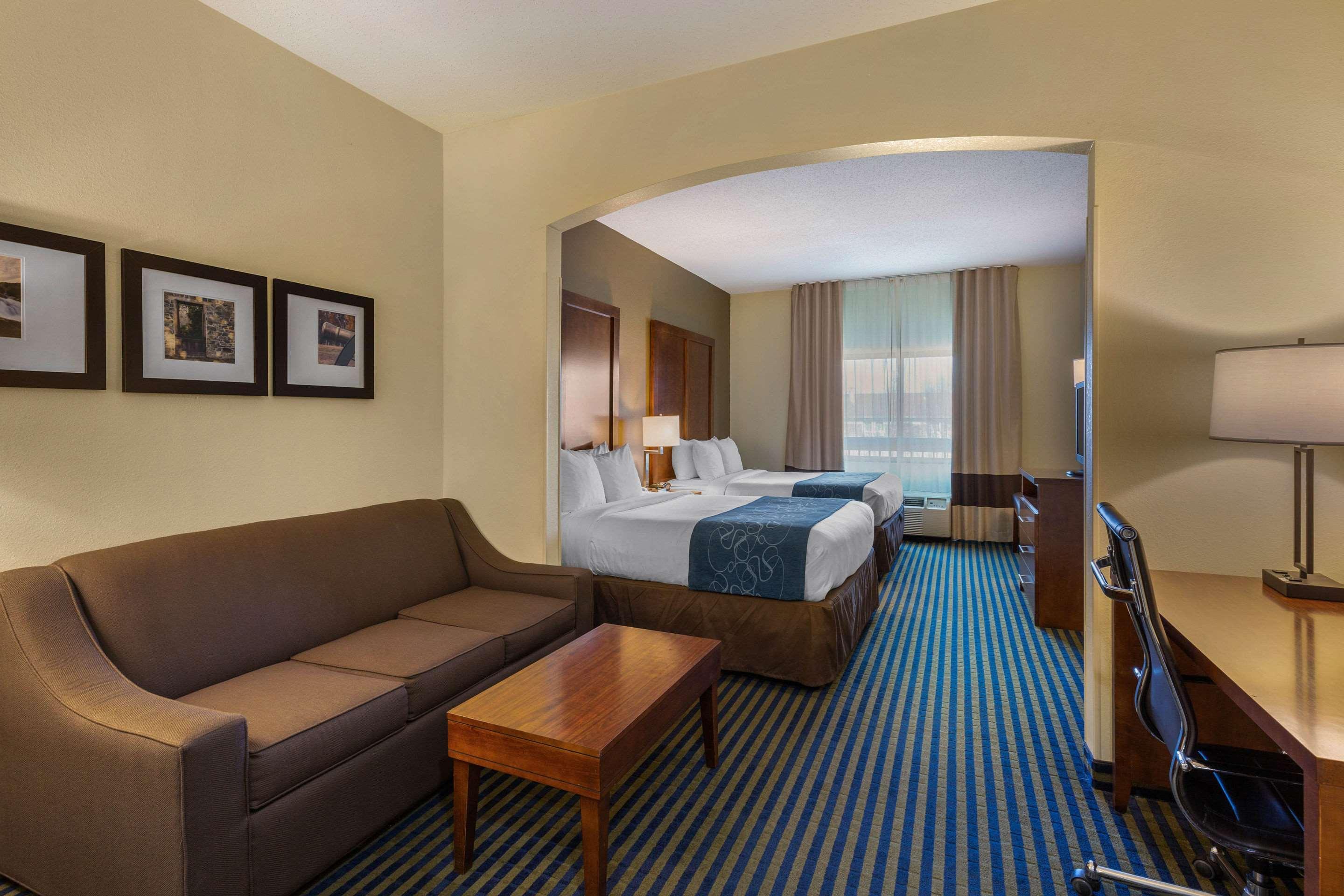 Holiday Inn Express & Suites Leesburg - Historic District By Ihg Esterno foto